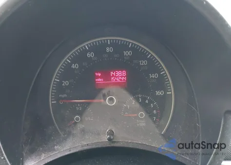 2010 Volkswagen New Beetle z USA, uszkodzony, nr VIN 3VWRG3AL7AM010307